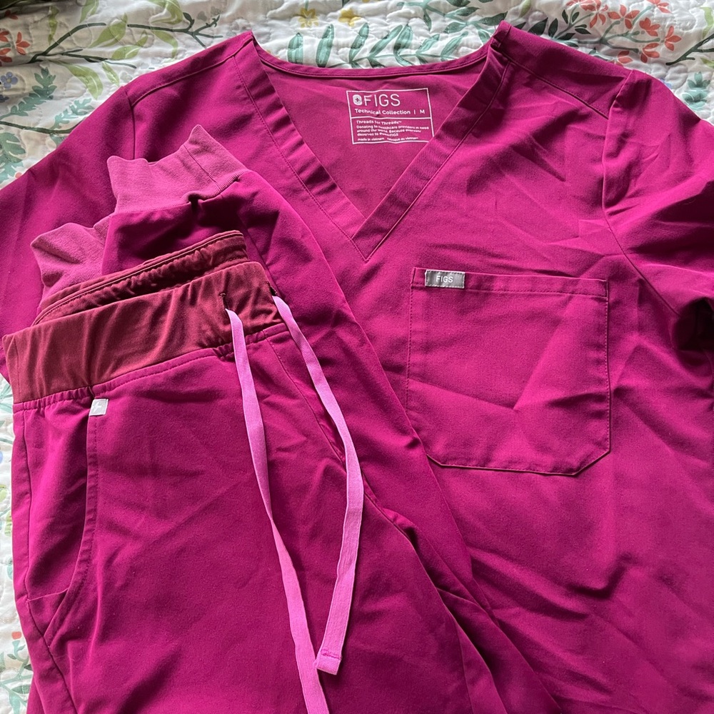 Figs Hot Pink Scrub Set